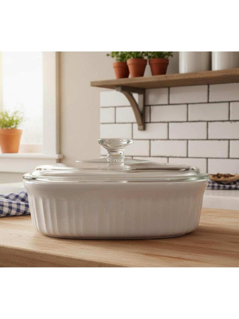 CorningWare French White 1.5 Qt Casserole w Glass & Plastic Lid EUC